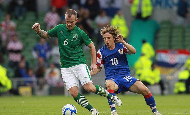 易胜博体育-比利时队以3球大胜爱尔兰，积分继续领先