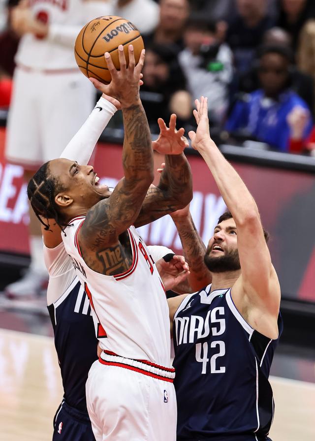 易胜博体育-球员在比赛中表现出色获得称赞