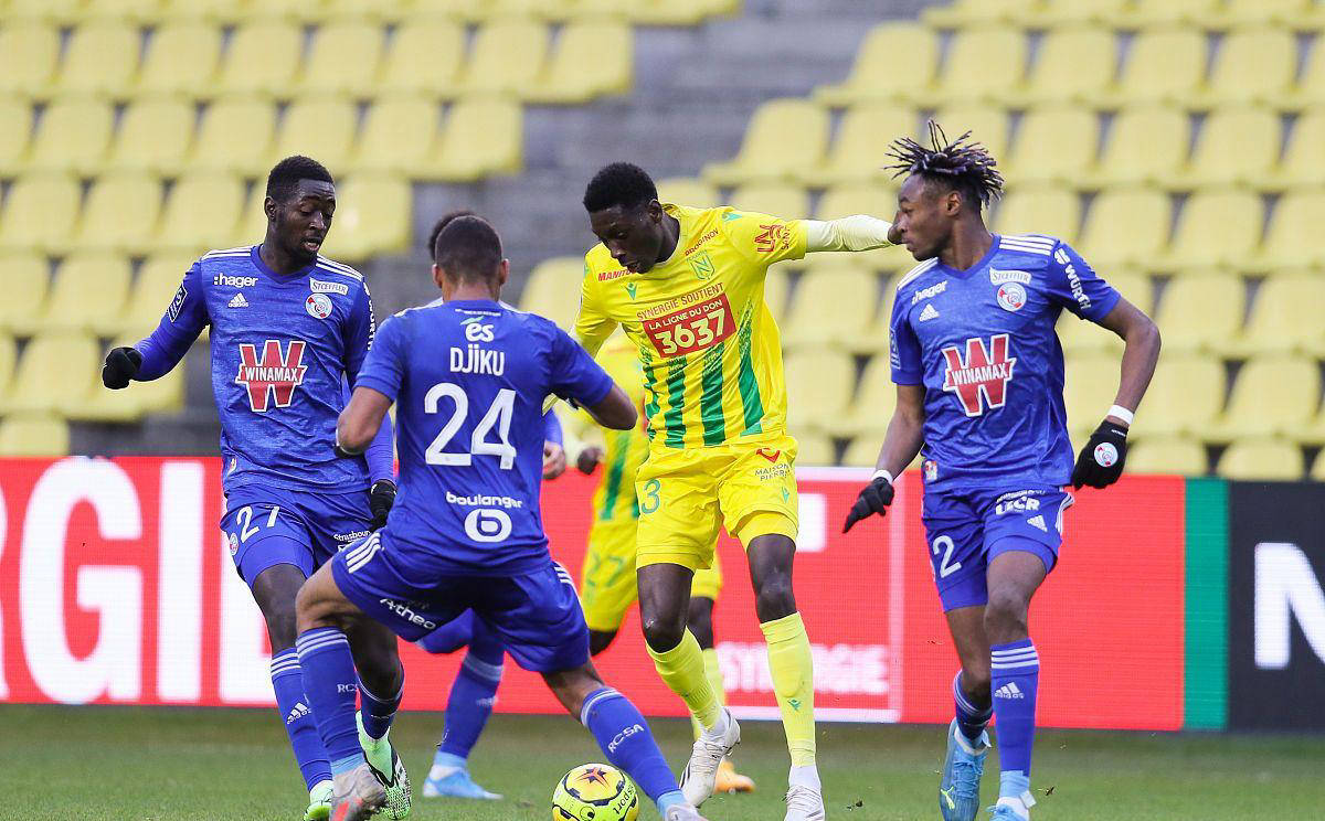 奥赛败于斯特拉斯堡,欧冠名额岌岌可危 奥赛败于斯特拉斯堡,欧冠名额岌岌可危