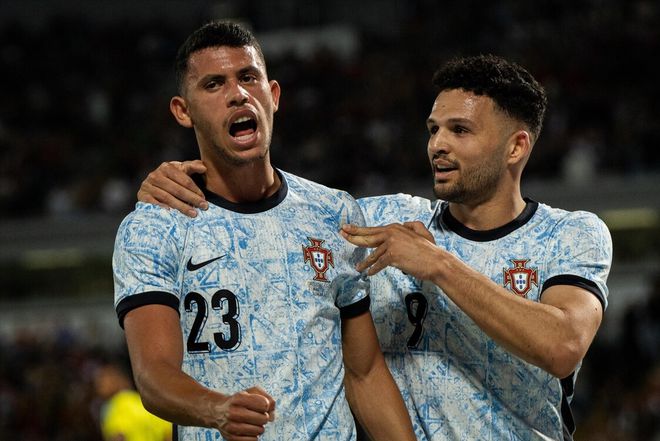 易胜博体育-葡萄牙队实力碾压小组对手，轻松晋级淘汰赛