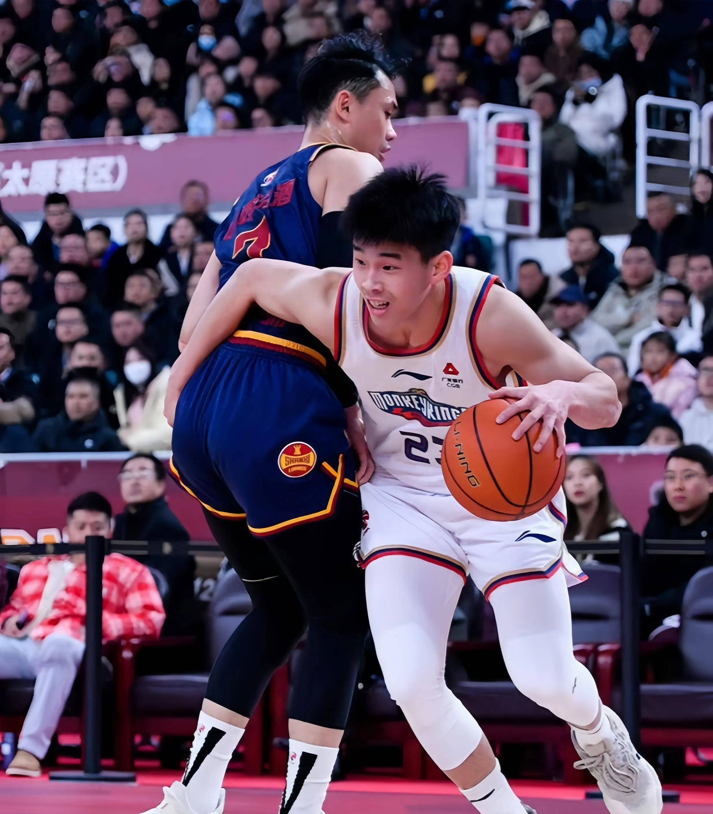 易胜博体育官方网站-广州男篮大胜新疆，展现出色整体实力