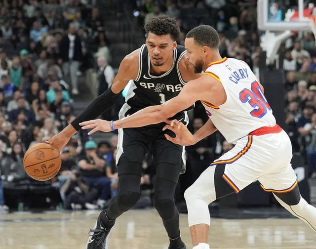 哈登三分球接连打铁,火箭惨败湖人遭遇淘汰 哈登三分球接连打铁,火箭惨败湖人遭遇淘汰