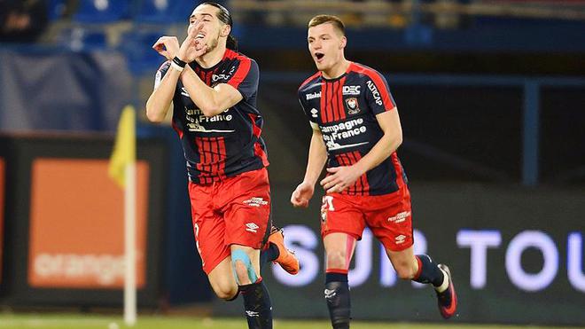 易胜博体育官方网站-卡昂客场逼平欧塞尔，积分增加但排名无变化