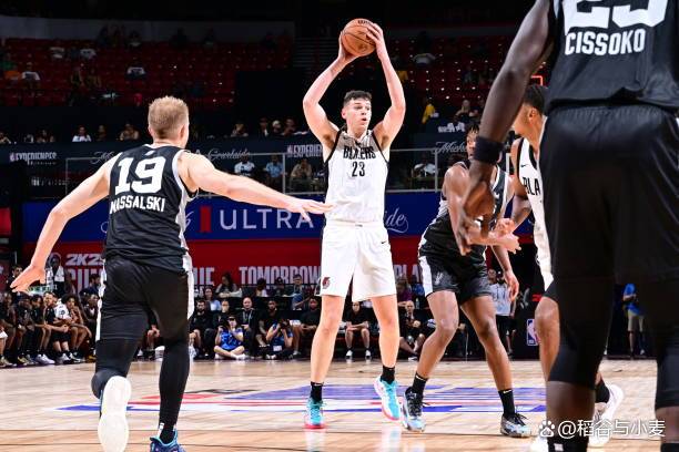 易胜博体育官方网站-开拓者新秀在比赛中打出生涯最佳表现