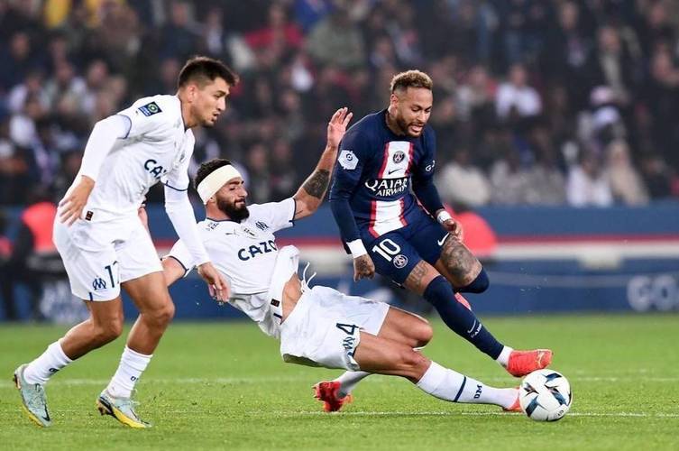 ysbSPORTS-巴黎圣日耳曼逆转取胜，疲劳赛程逆袭表现抢眼