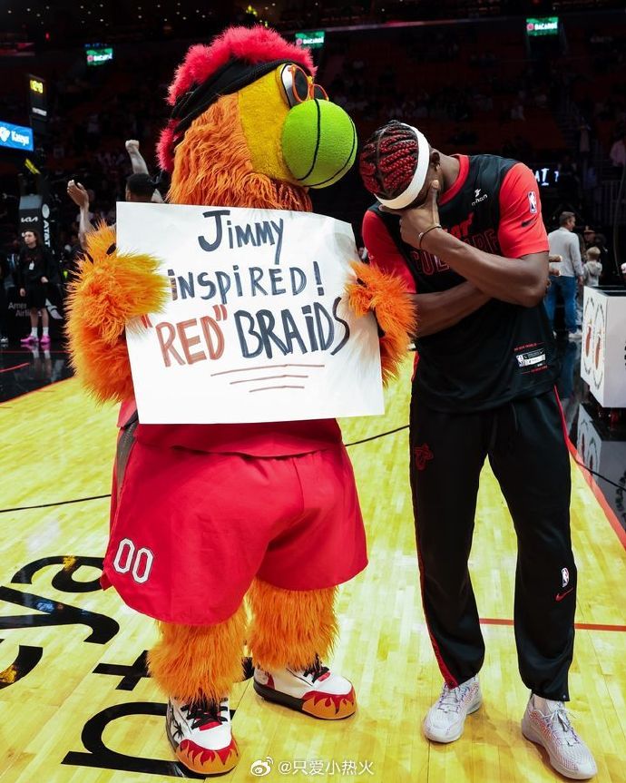 ysbSPORTS-热火主场大胜对手，士气高涨气氛热烈