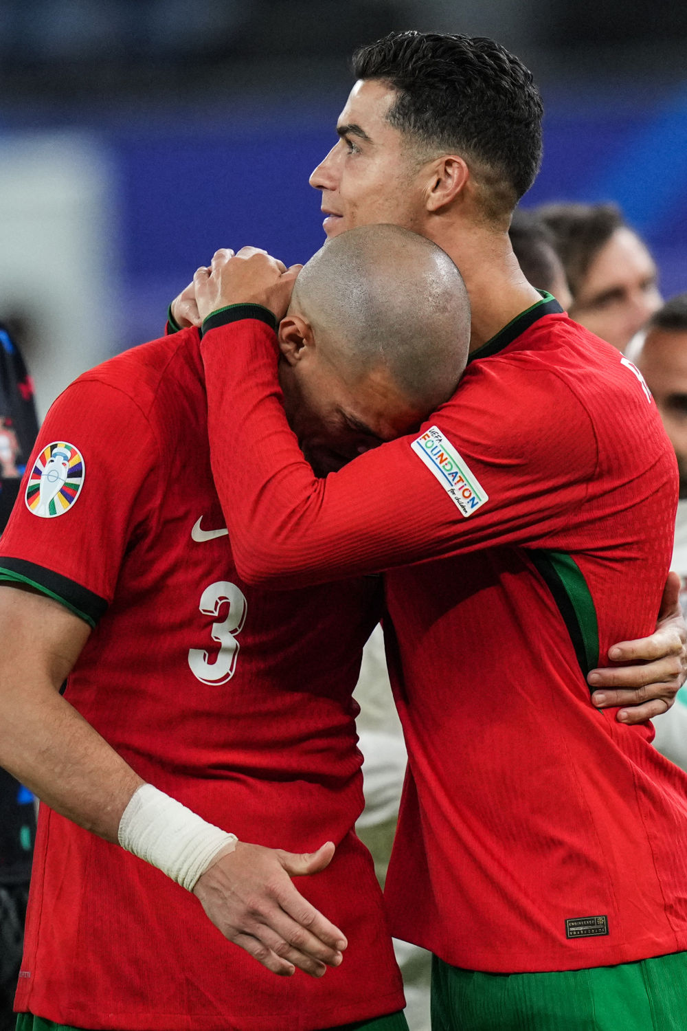 易胜博体育官方网站-葡萄牙胜出关键比赛，欧锦赛名不虚传