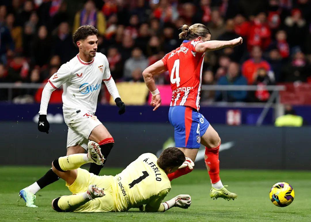 巴塞罗那压哨绝杀，独居小组第一