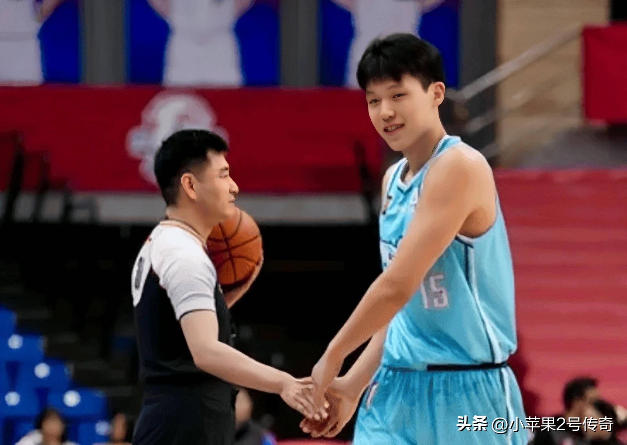 ysbSPORTS-福建男篮主场大胜青岛队，领先稳定排名