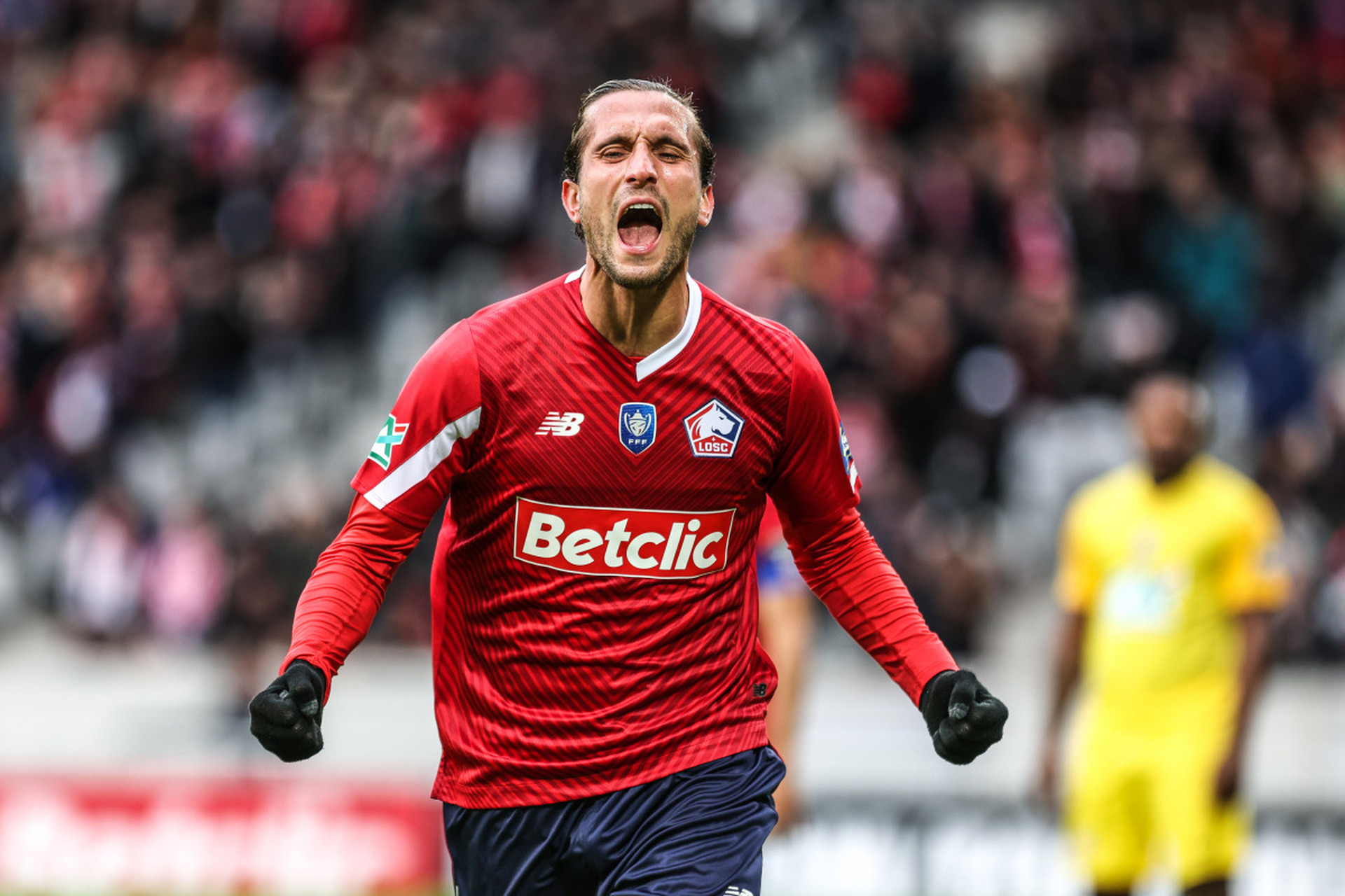 ysbSPORTS-里昂球员荣膺赛季最佳，表现令人称赞