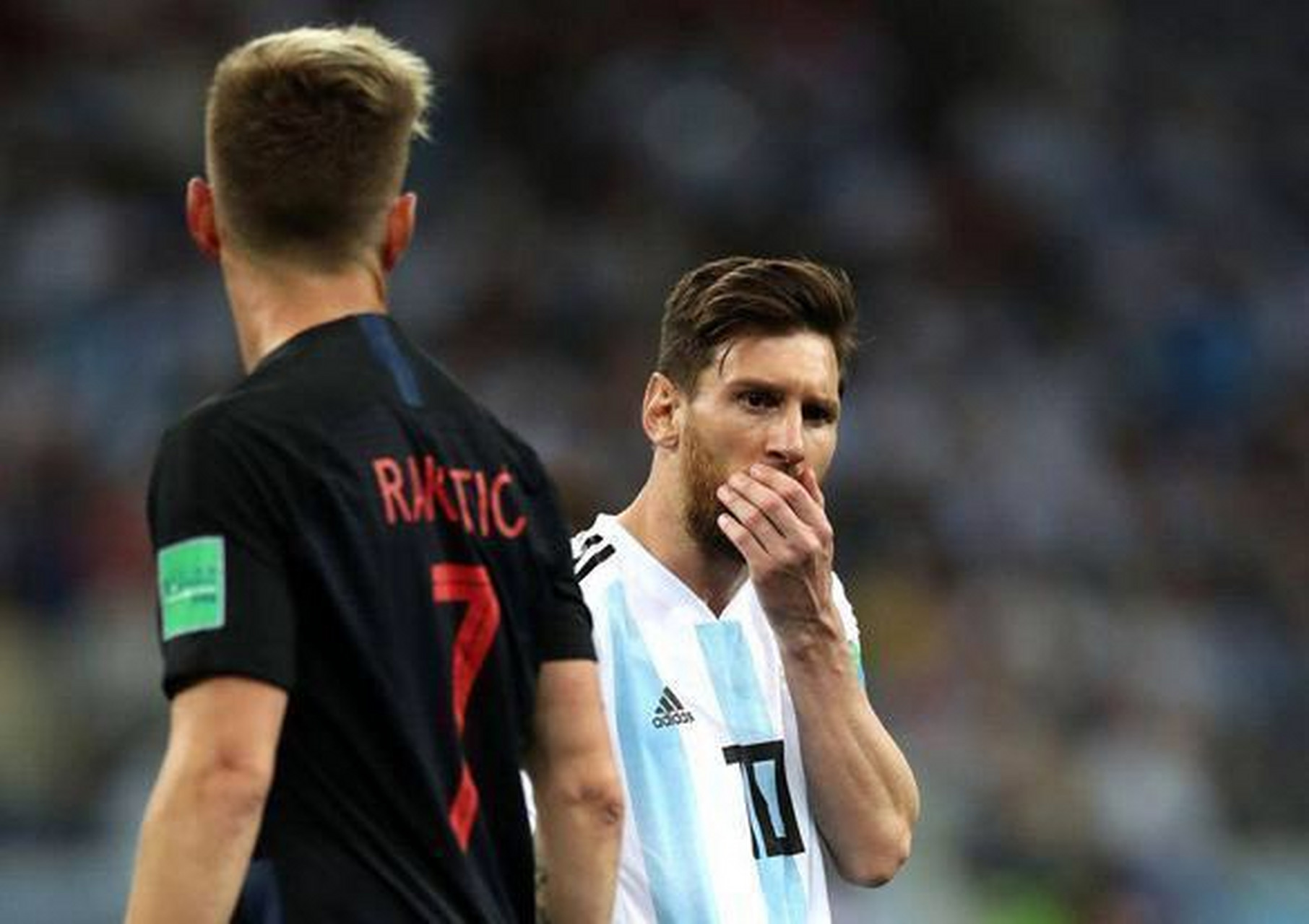 易胜博体育官方网站-非洲国家队比赛成绩不佳，主帅承担责任