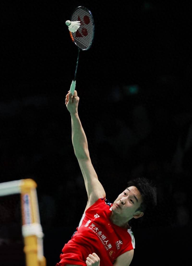 易胜博体育-华沙萨隆队在比赛中扭转了局面