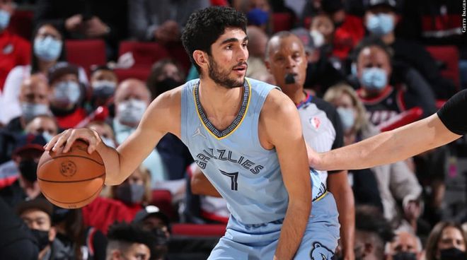 易胜博体育官方网站-西班牙选手在篮球比赛中展现实力