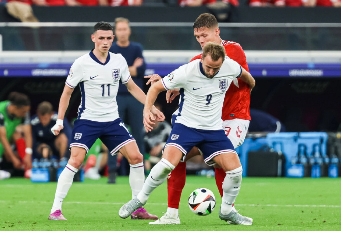 易胜博体育-拉脱维亚队一路高歌，杀入欧预赛决赛