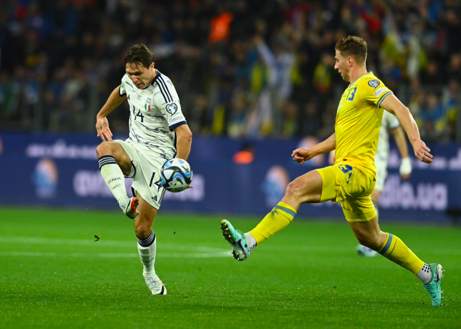 易胜博体育-欧预赛充满悬念，国家队决策临危受命