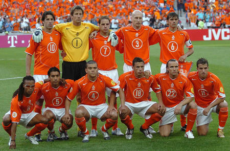 易胜博体育官方网站-荷兰战平乌克兰排名小组第一