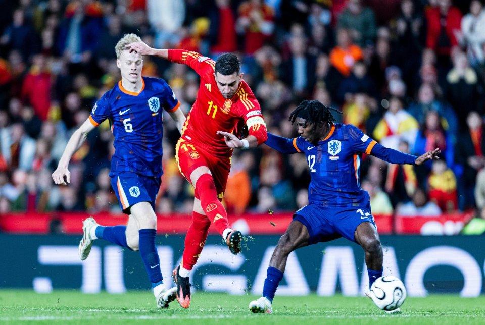 ysbSPORTS-瑞士球员联手拼搏，晋级欧国联四强