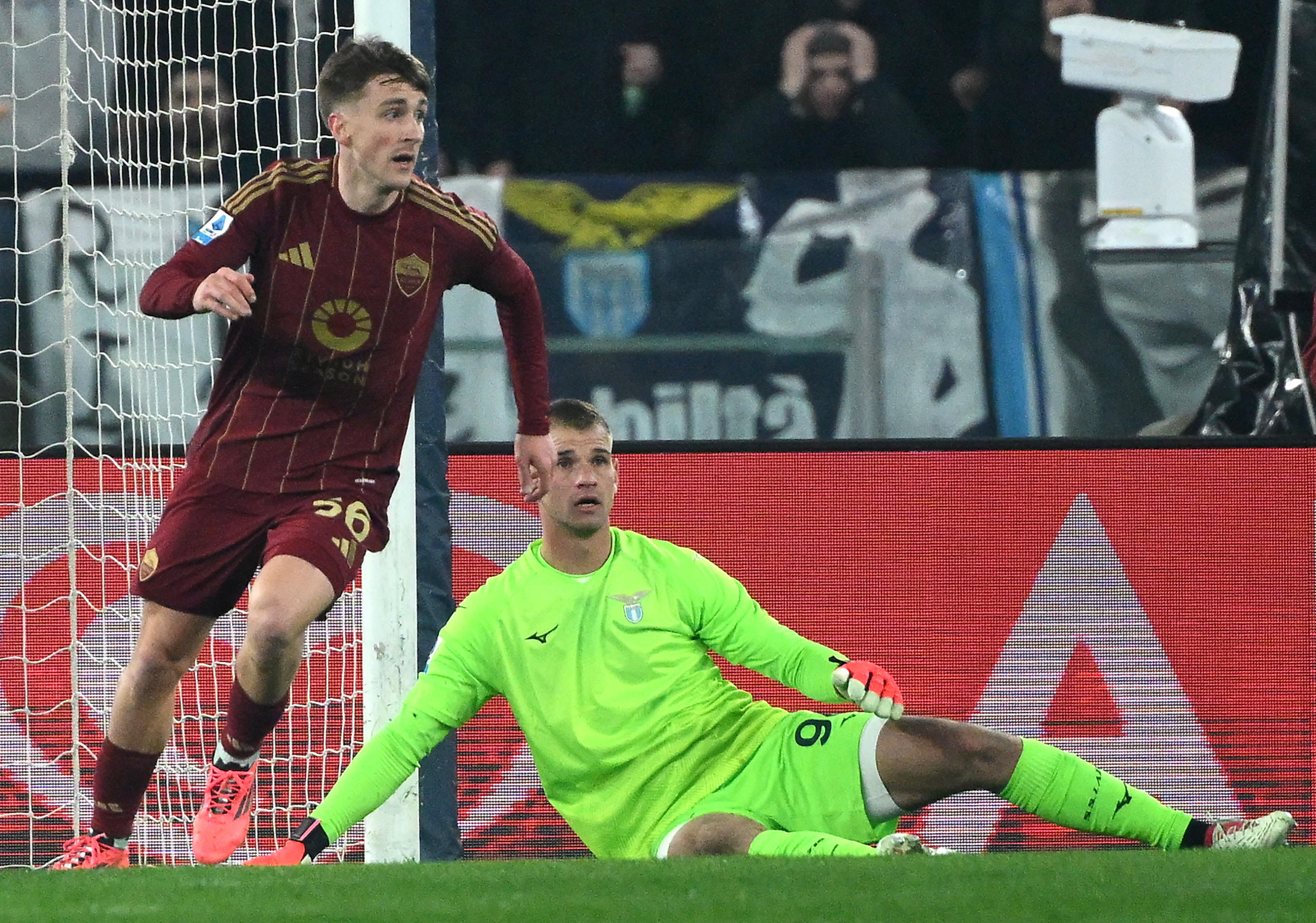 易胜博体育-西班牙队艰难负于意大利，晋级形势堪忧