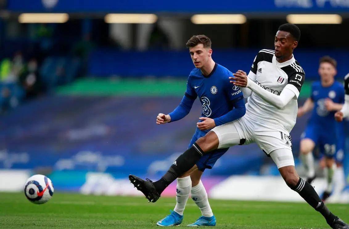 易胜博体育-托特纳姆热刺主场掀翻伯恩利，凯恩梅开二度领先胜利