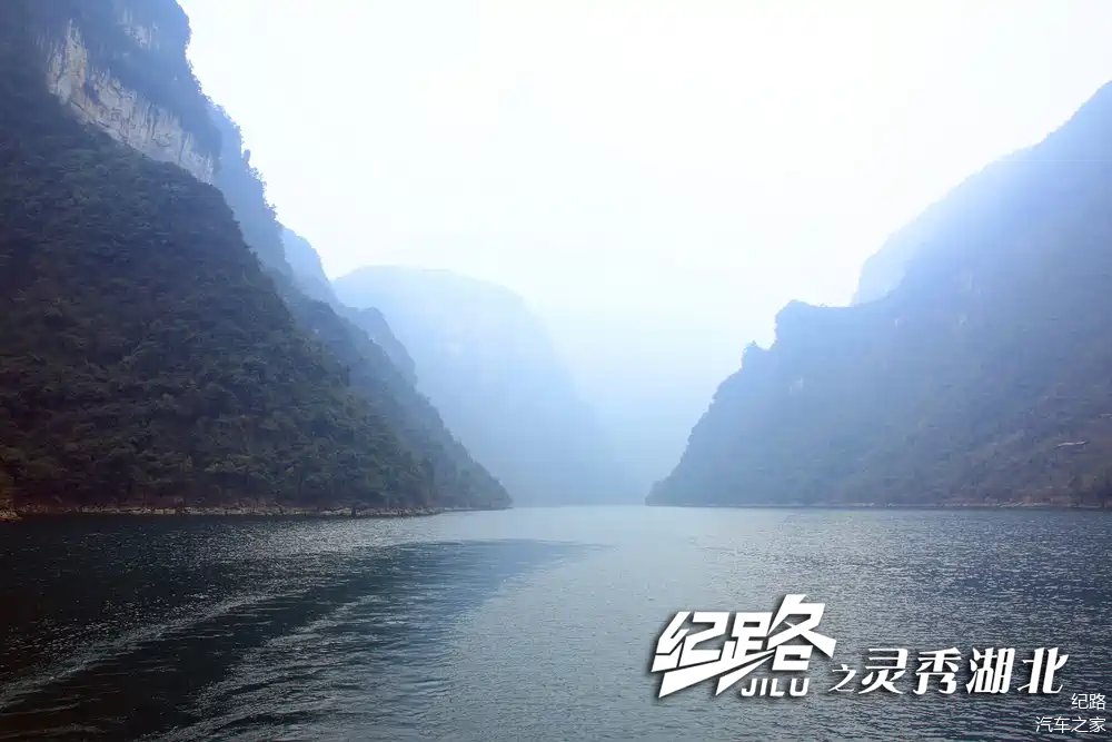 ysbSPORTS-希腊登山选手风姿翩翩，令人赞叹