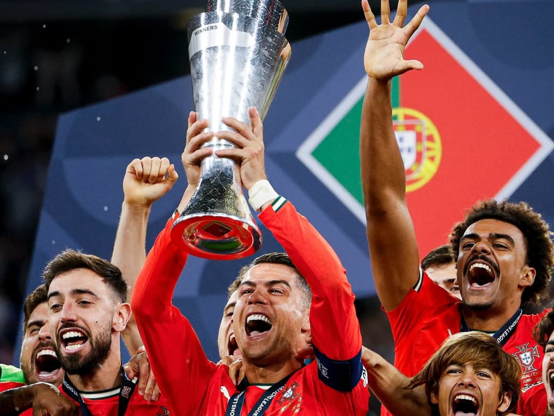 ysbSPORTS-巴西队在世界足坛上获得骄人成绩