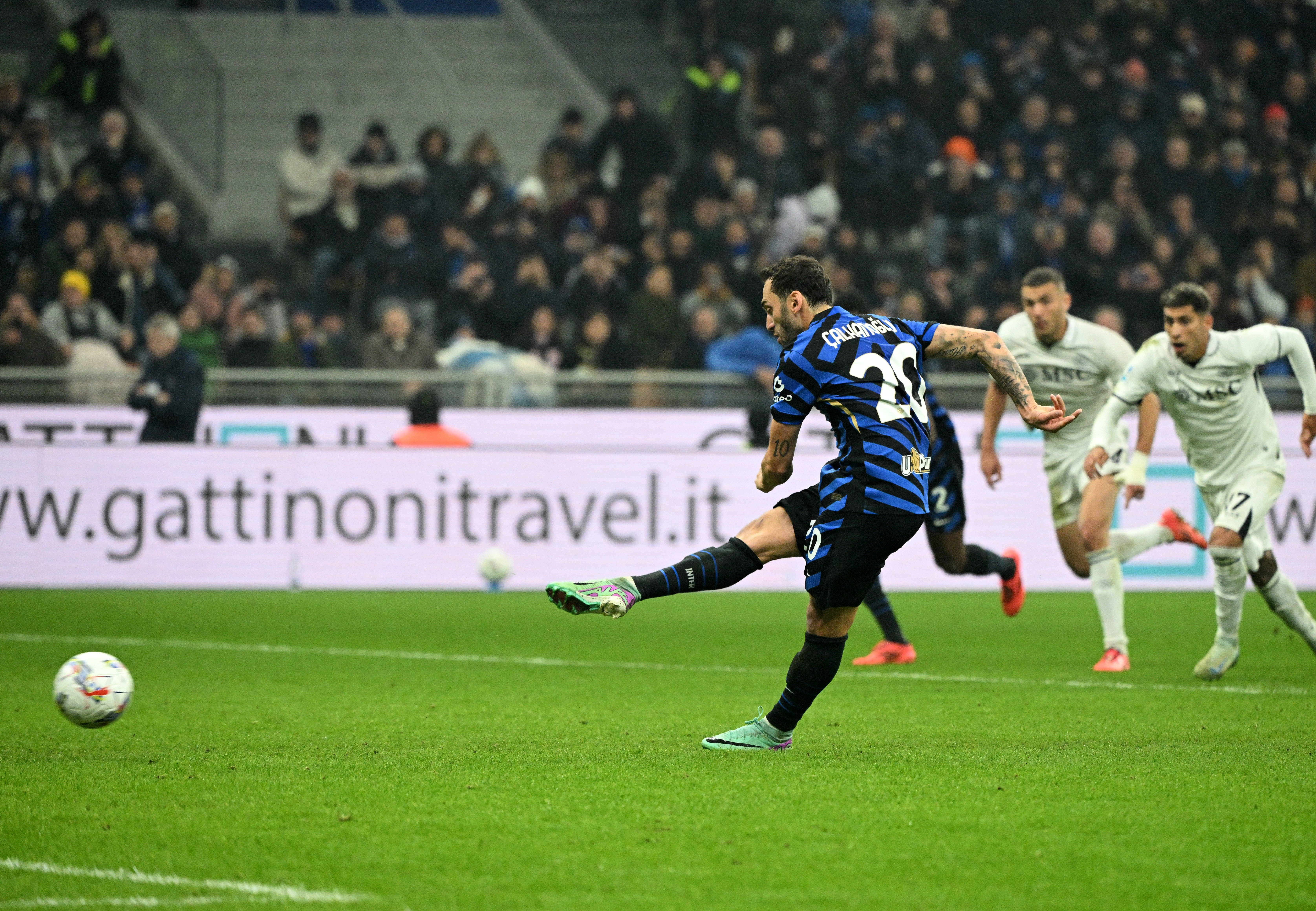 易胜博体育-意甲比赛精彩纷呈，球队士气高涨