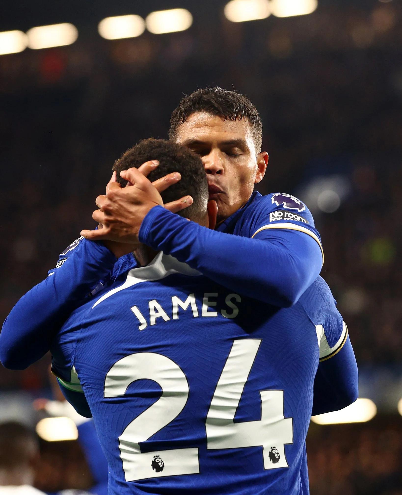 易胜博体育官方网站-曼城球员合砍四球，狂胜对手