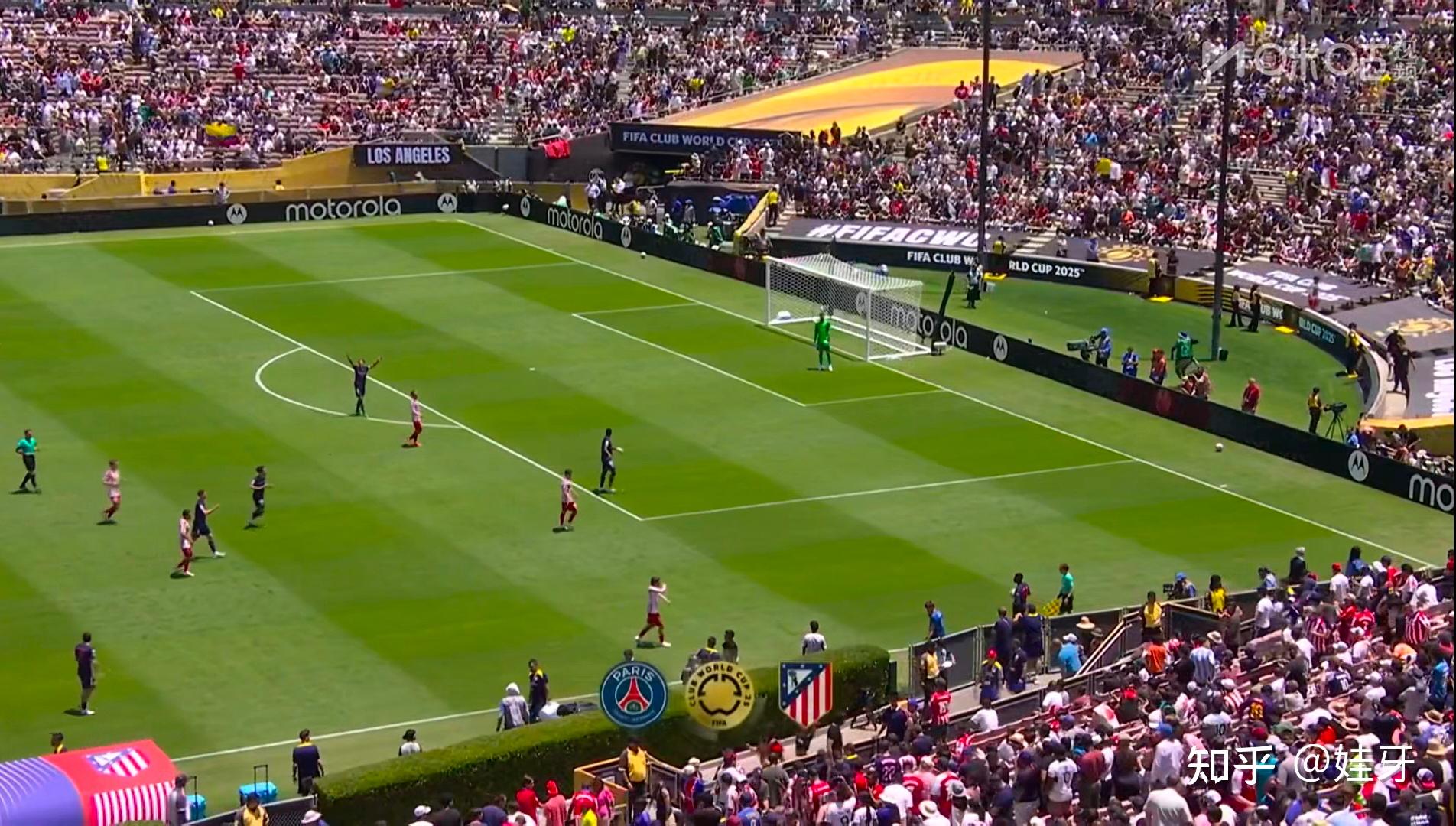 易胜博体育官方网站-国际足球赛场上球员竞技水平高超