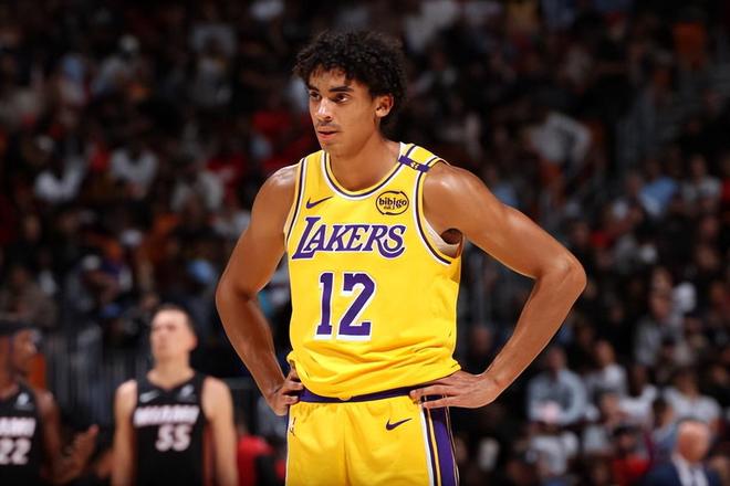 易胜博体育-尼姆队换帅成效斐然，球队整体表现有所提升