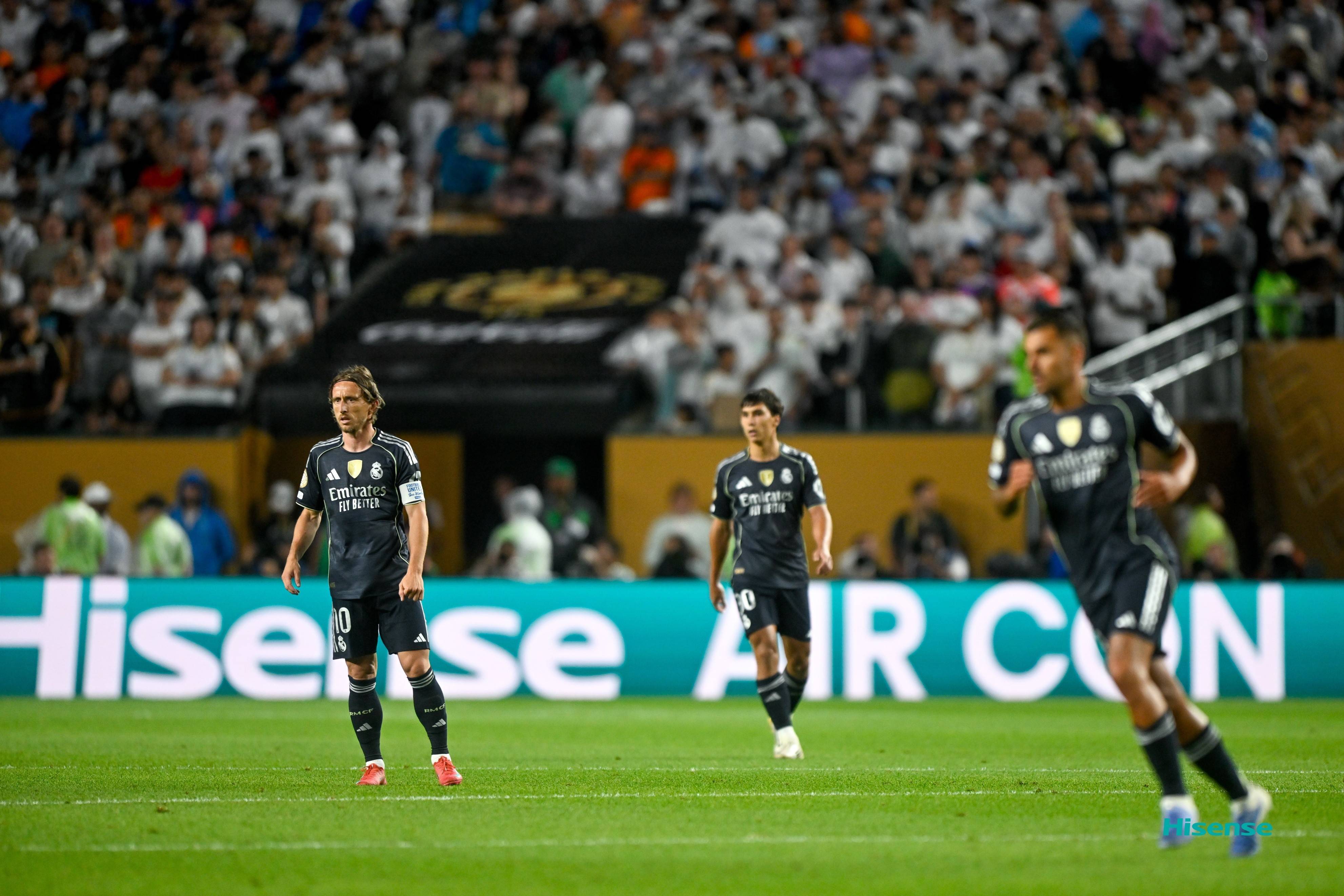 易胜博体育-切尔西主场大胜！阿扎尔闪耀助攻，为球队取得关键三分