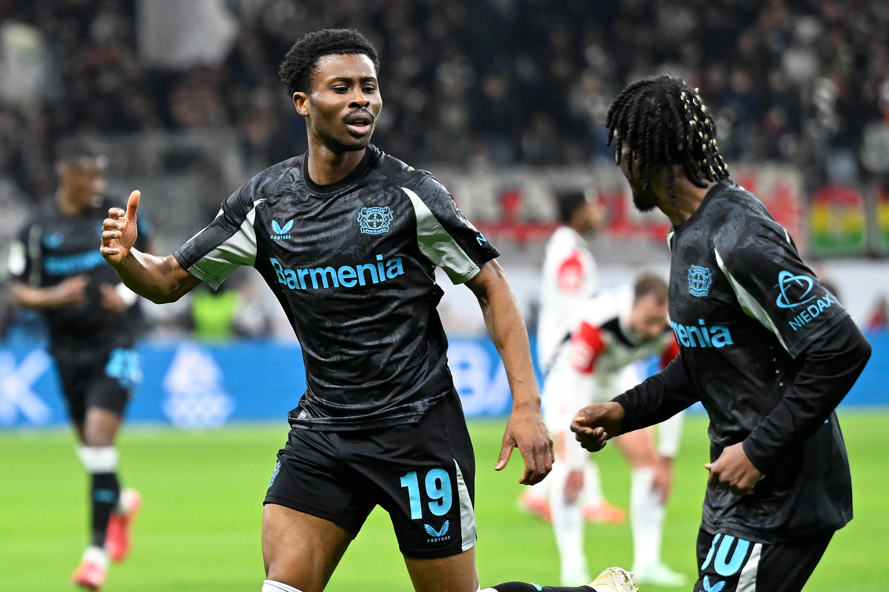 易胜博体育官方网站-法兰克福主场告捷，稳住积分榜