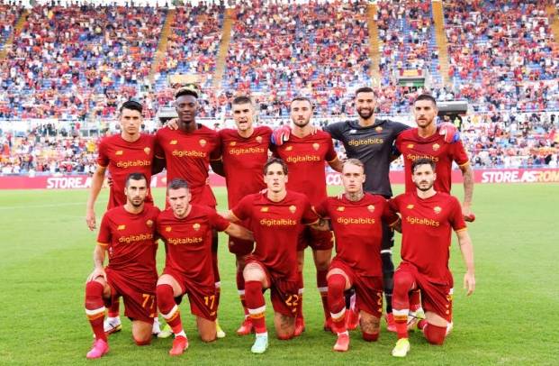 易胜博体育-斯洛伐克队全力以赴，迎接下一场挑战