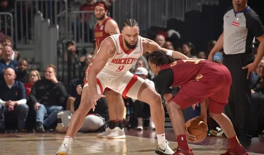 易胜博体育-骑士主场惨败76人，遭遇四连败