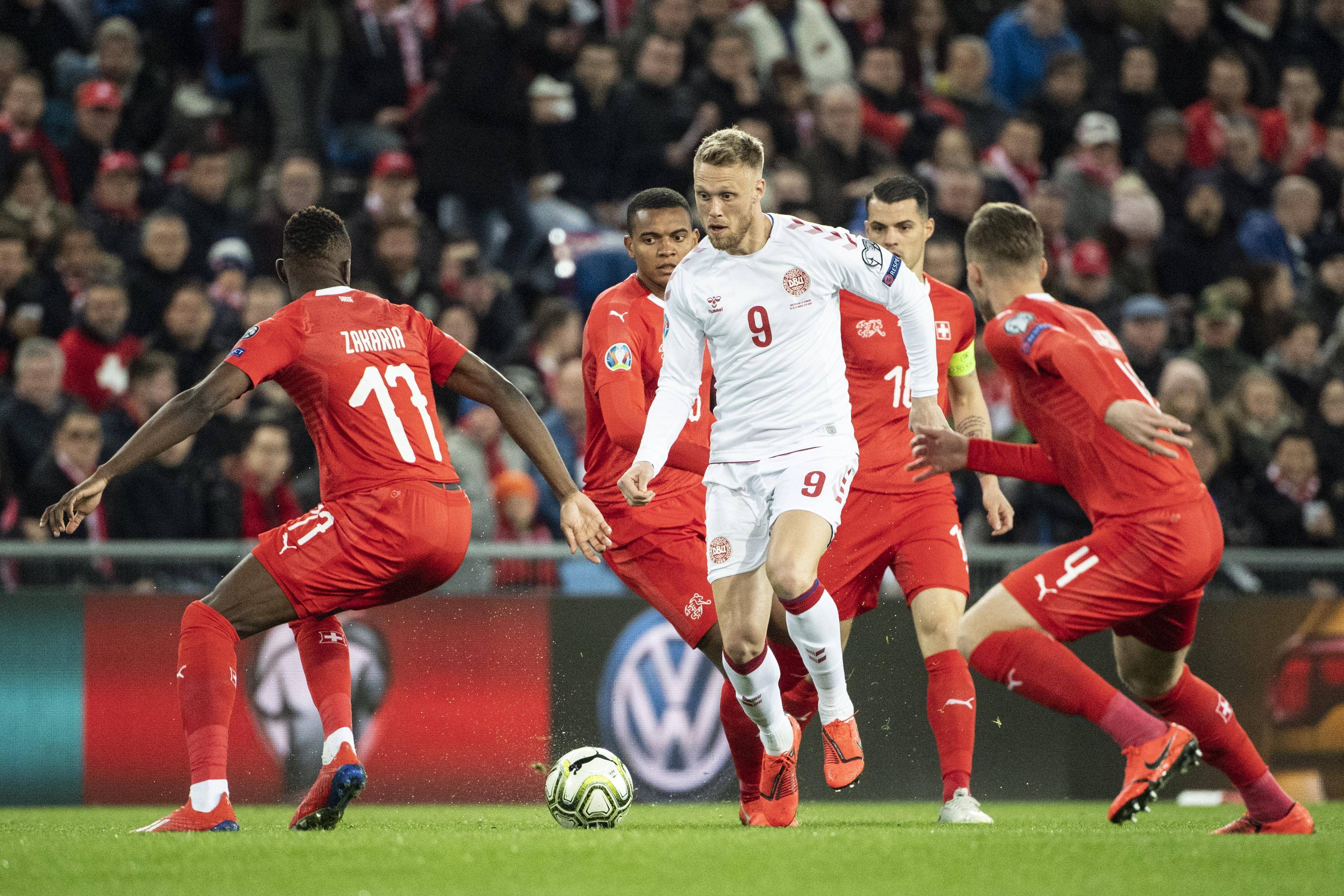 易胜博体育-捷克队战术灵活，智胜对手保持不败势头