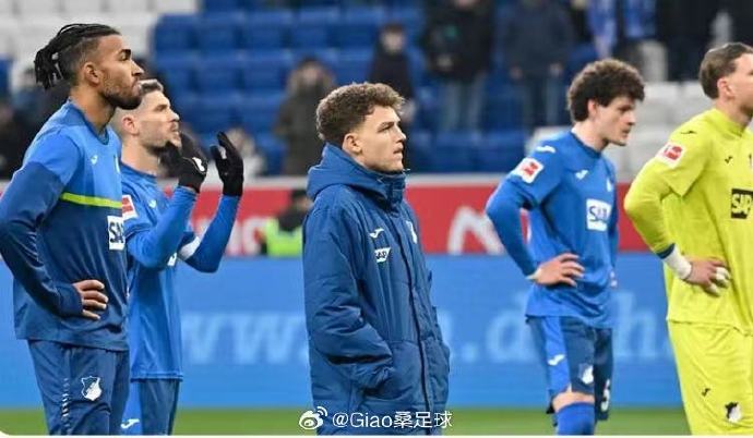 易胜博体育官方网站-霍芬海姆球队因伤病困扰，教练执教压力骤增