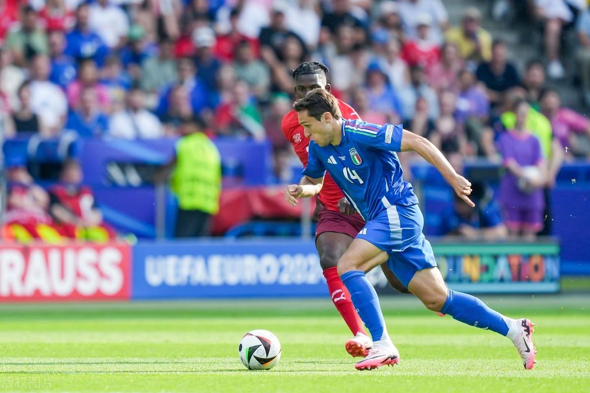 易胜博体育-瓦伦西亚不敌兰萨罗特，遭遇连败起跌