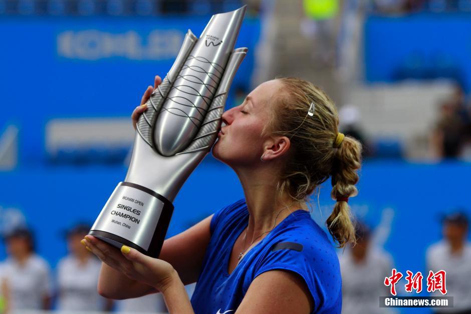 易胜博体育-克罗地亚新秀夺得冠军头衔，夺目表现