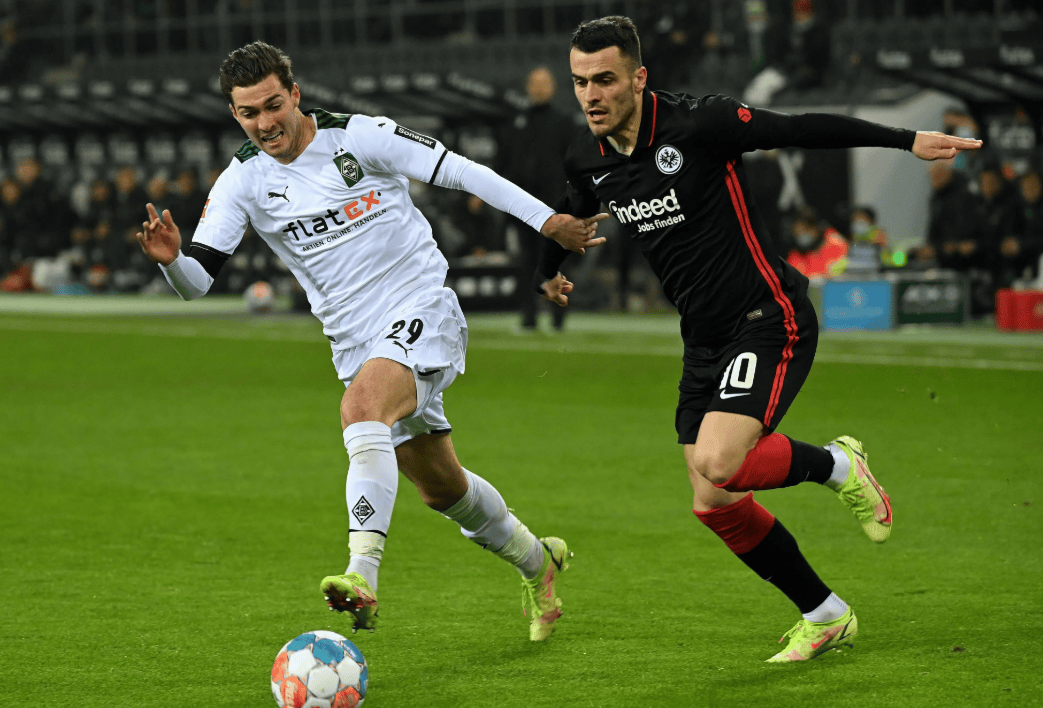 易胜博体育-弗赖堡主场逆转击败对手，取得宝贵三分