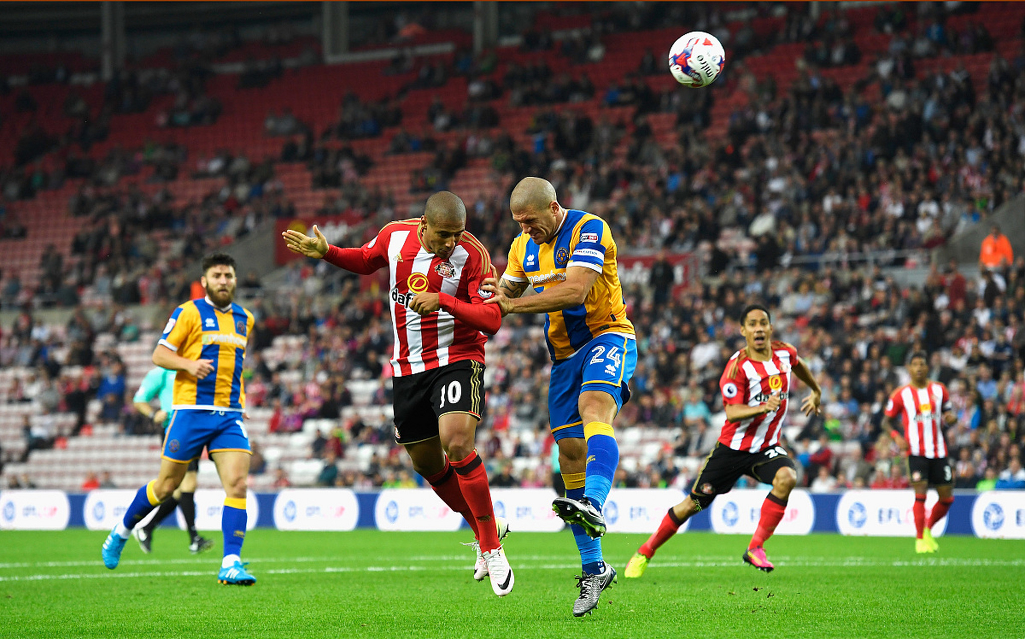 易胜博体育-欧洲足坛强队碰撞，巴萨力争晋级