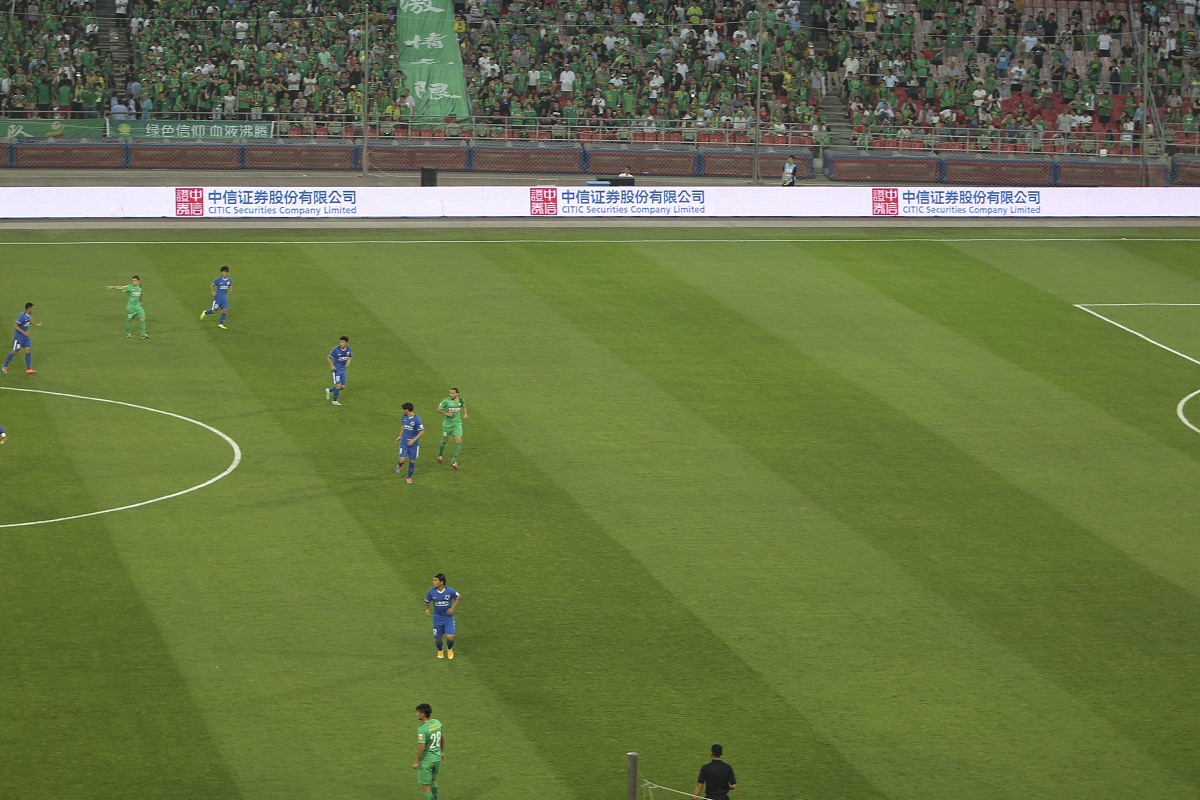 ysbSPORTS-年轻球员爆发入球，助球队反败为胜