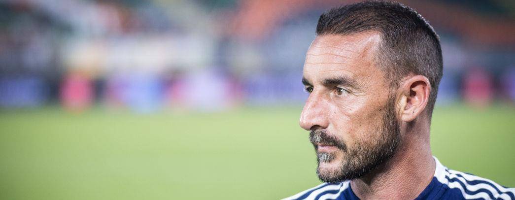 易胜博体育官方网站-巴勒莫连续遭遇失利，降级形势严峻