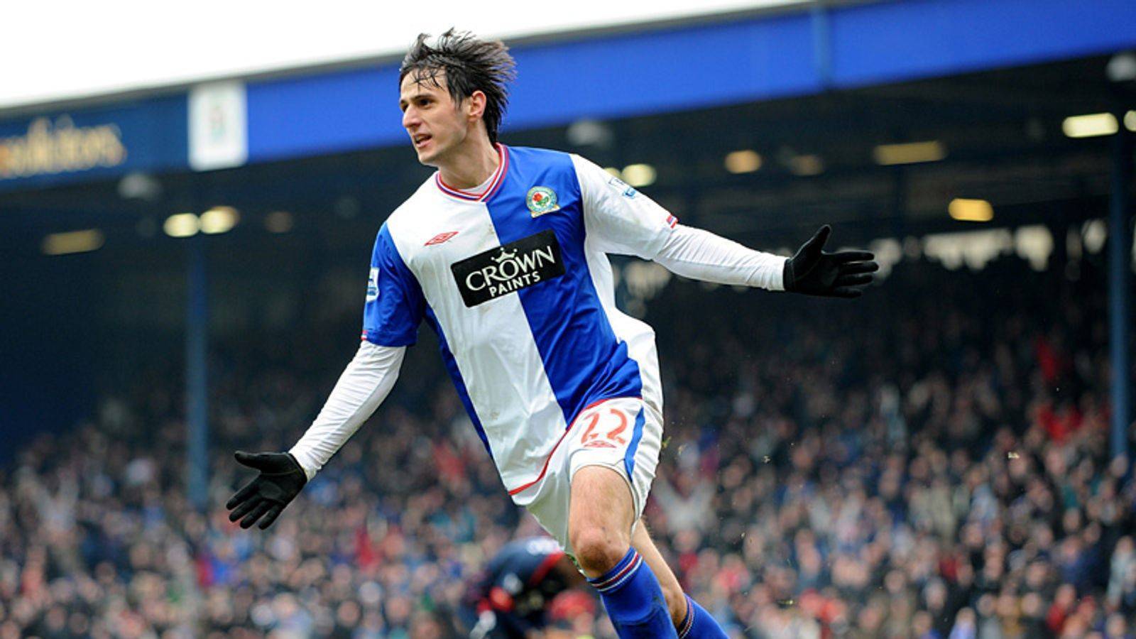 易胜博体育-撒切尔客场力克对手，积分排名提升