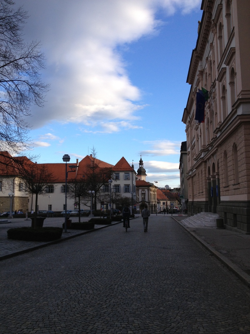 易胜博体育-斯洛文尼亚女足豪克登托城