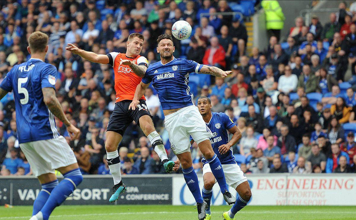 易胜博体育官方网站-法兰克福迅速取胜！争夺前四位置