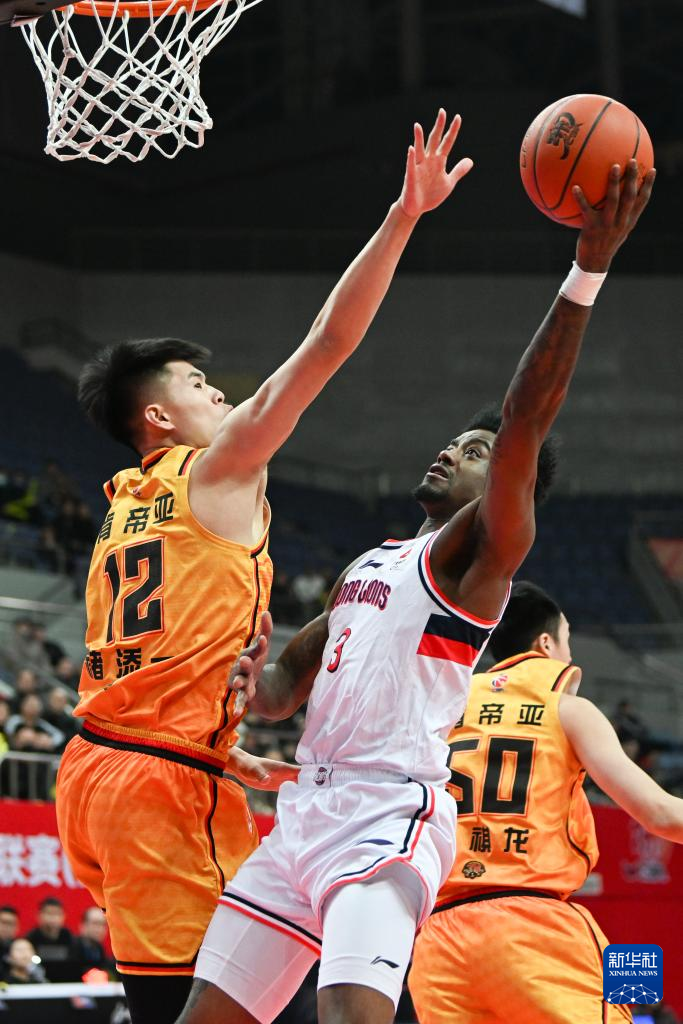 易胜博体育-江苏肯帝亚迎战青岛双星，实力对决谁更胜一筹？