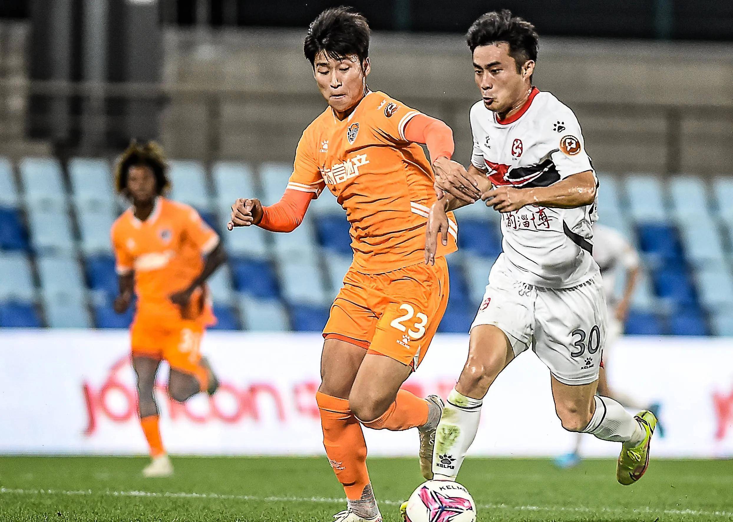 阿根廷斯普朗斯主场大胜,欧战希望涌现积分榜攀升 阿根廷斯普朗斯主场大胜,欧战希望涌现积分榜攀升