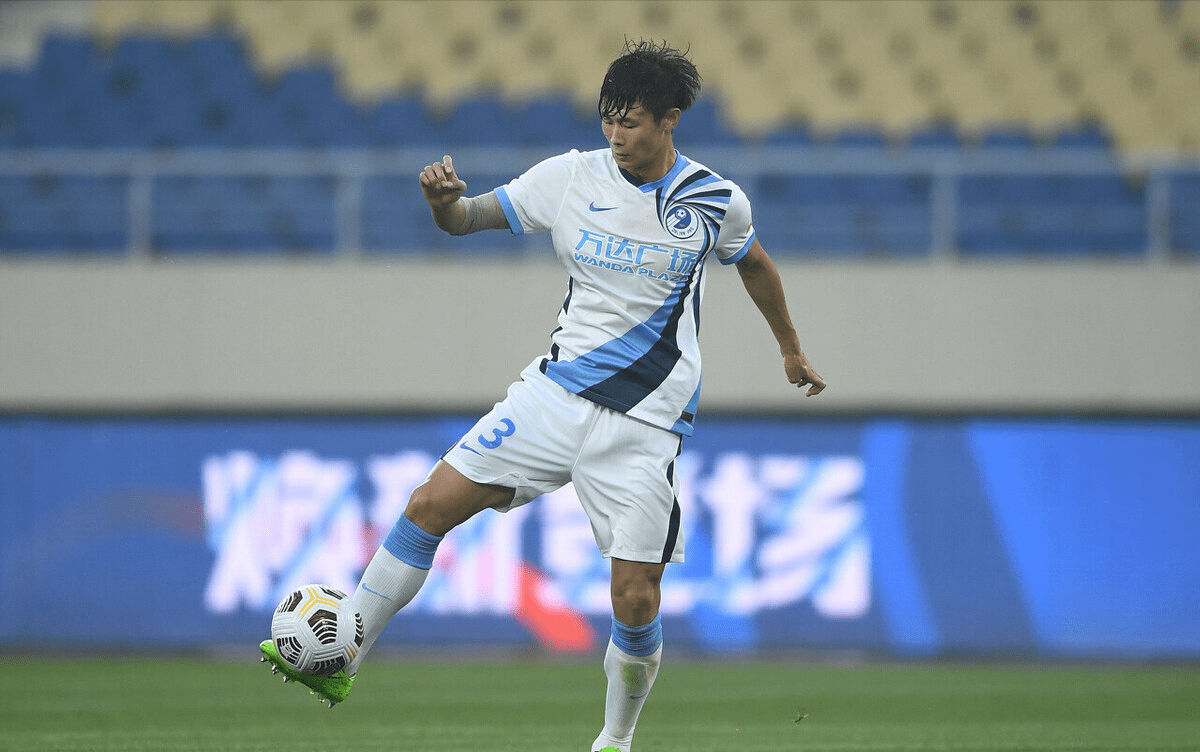 易胜博体育-锦上添花，球队防守稳如磐石