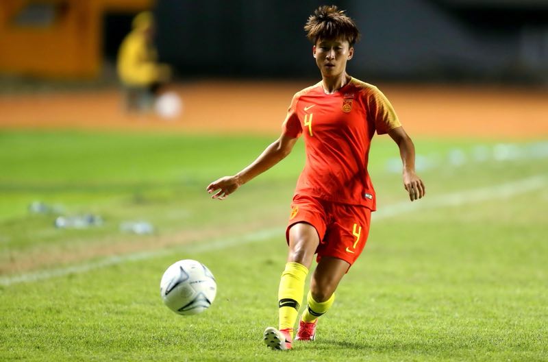 易胜博体育官方网站-哥伦比亚女足新秀崭露头角追梦职业生涯