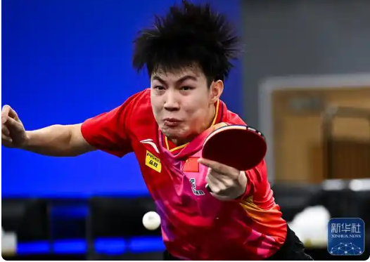 易胜博体育-法国代表队挑战赛事，赢得观众掌声