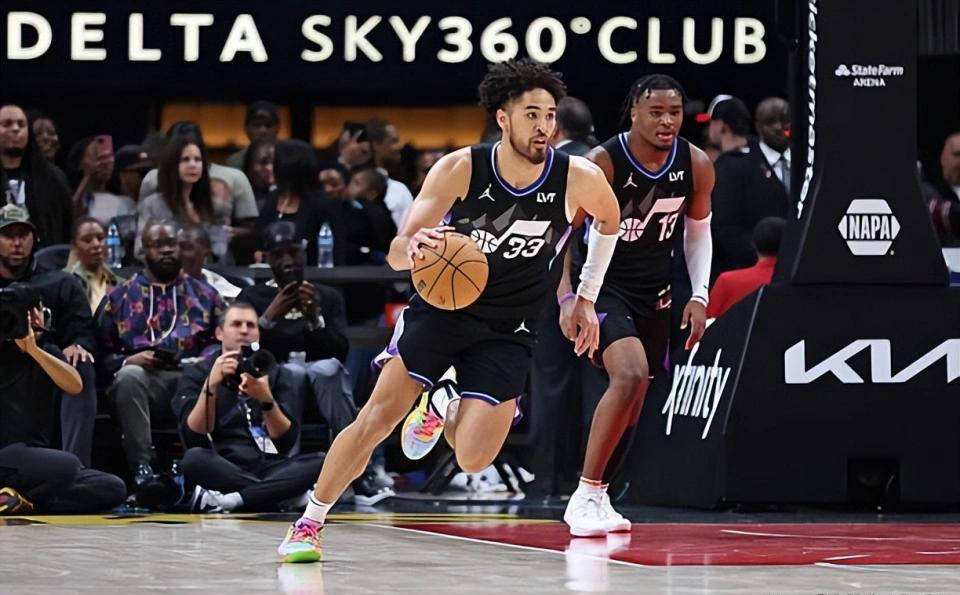 ysbSPORTS-爵士后卫抢断技术出色，助球队取胜领跑西部